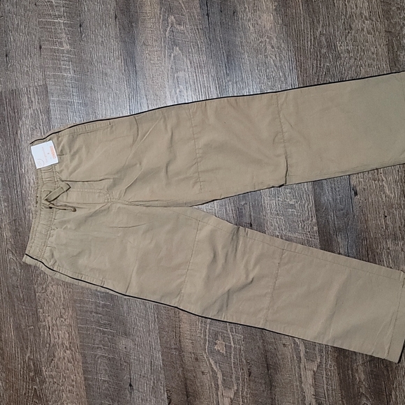 Gymboree boys or girls age  7/8 Size 8 pants with pockets and pin stripe on side - Picture 4 of 8